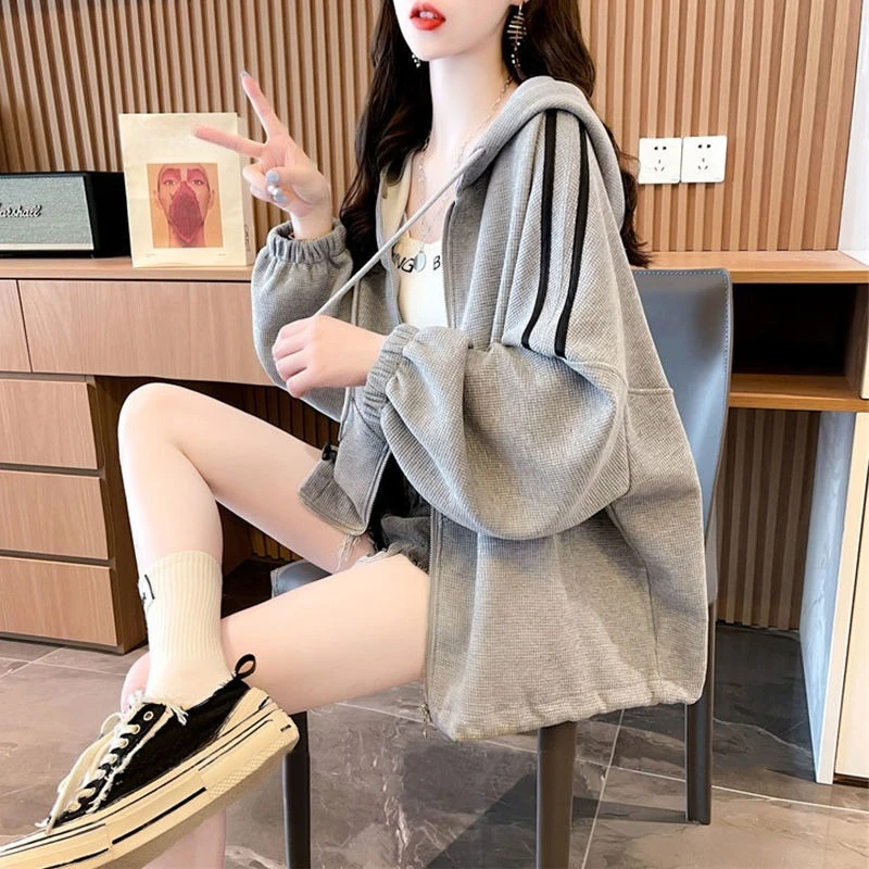Color Contrast with Zipper Wom - огляд і ціна Winter Clothing Essentials For Women